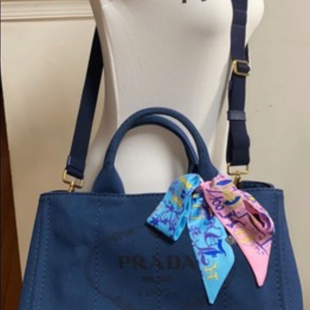 Prada Canapa